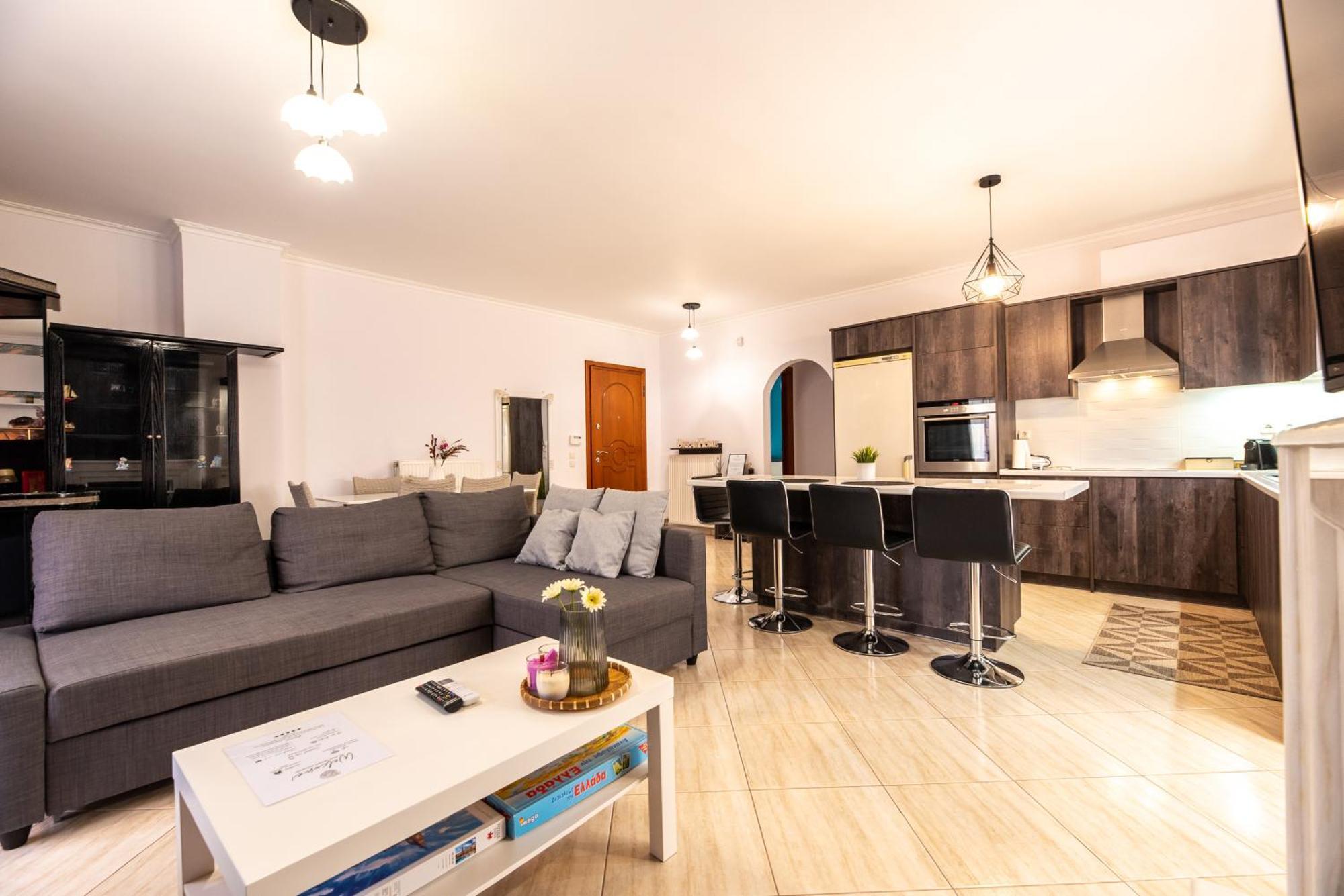 Sea And Airport Apartment Artemida  Exterior photo